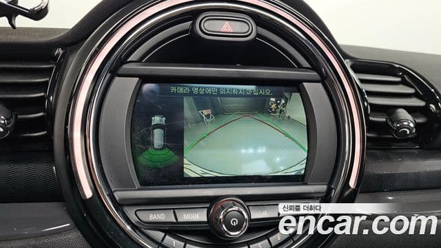 Mini Cooper D 클럽맨 2세대, 2019 15