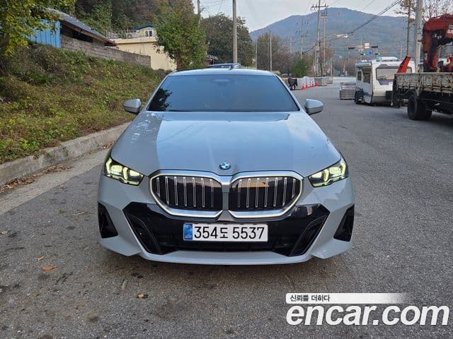 BMW 5시리즈 (G60) 520i M Sport, 2024 1