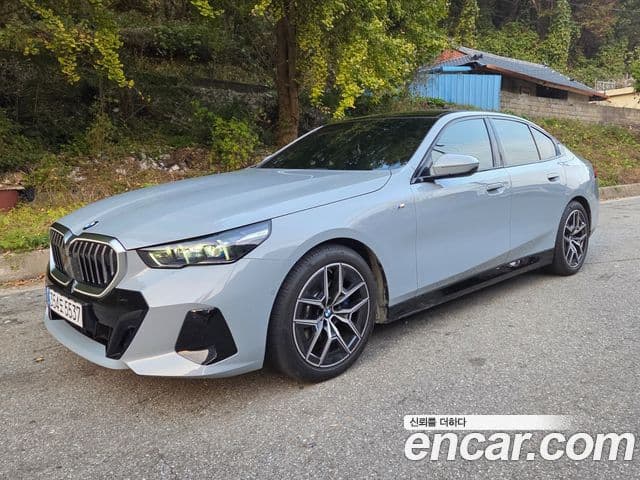 BMW 5시리즈 (G60) 520i M Sport, 2024 2