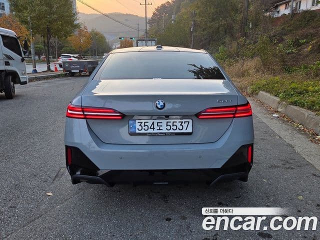 BMW 5시리즈 (G60) 520i M Sport, 2024 6