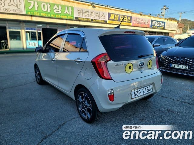 Kia All New Morning Luxury, 2012 4