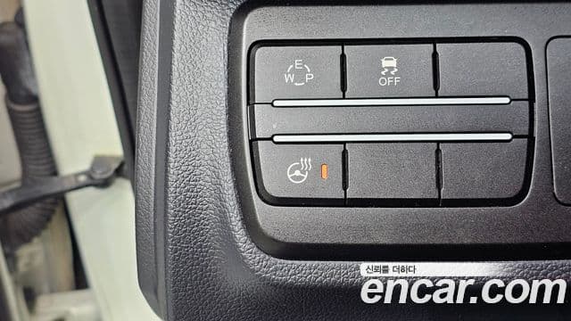 KG모빌리티(SsangYong) Tivoli VX 2WD, 2017 16