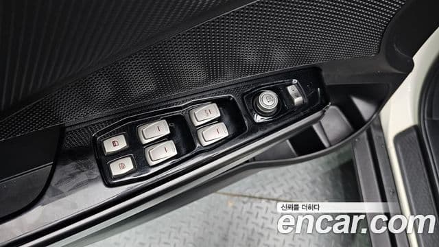 KG모빌리티(SsangYong) Tivoli VX 2WD, 2017 18