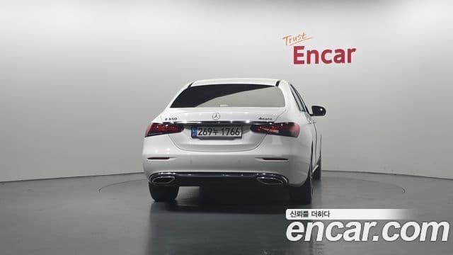 Mercedes-Benz E-класс W213 Avantgarde, 2022 4