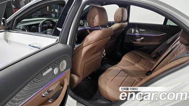 Mercedes-Benz E-класс W213 Avantgarde, 2022 11
