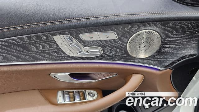 Mercedes-Benz E-класс W213 Avantgarde, 2022 14