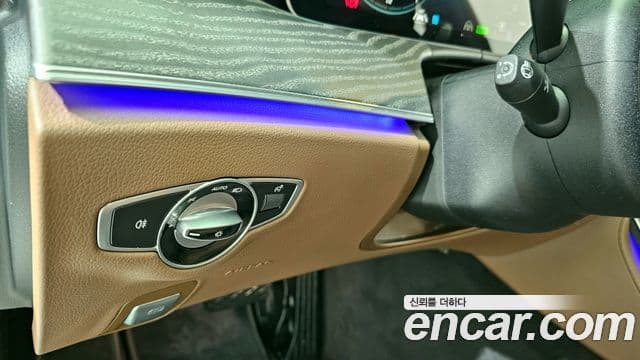 Mercedes-Benz E-класс W213 Avantgarde, 2022 15