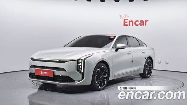 Kia The / новый New K8 гибрид Signature, 2025 1