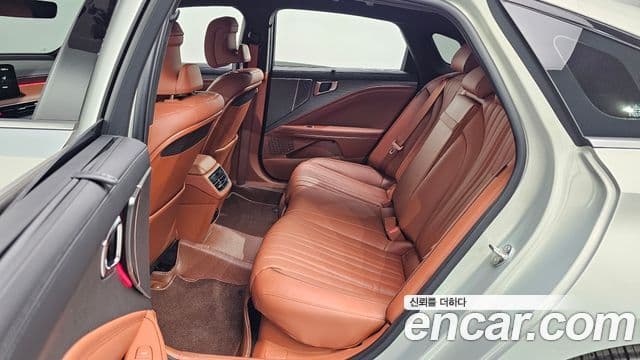 Kia The / новый New K8 гибрид Signature, 2025 11