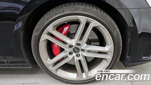 Audi S8 (D5) 4.0 TFSI Quattro LWB, 2021 все фото