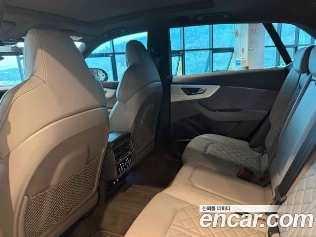 Audi Q8 (4M) Premium, 2022 8