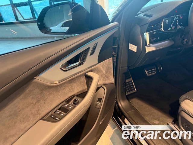 Audi Q8 (4M) Premium, 2022 9