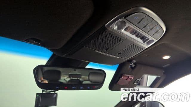 Genesis G90 Luxury, 2019 20