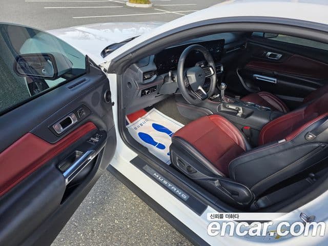 Ford Mustang 7세대 2.3 EcoBoost Premium купе, 2024 все фото