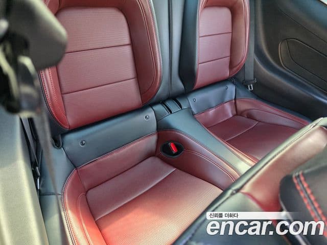 Ford Mustang 7세대 2.3 EcoBoost Premium купе, 2024 16