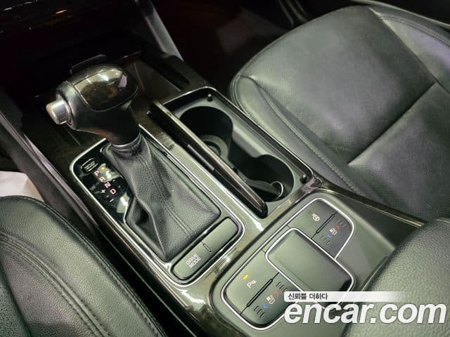 Kia The / новый New K7 Luxury, 2013 12