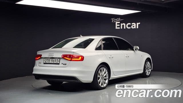 Audi New A4 B8, 2015 2
