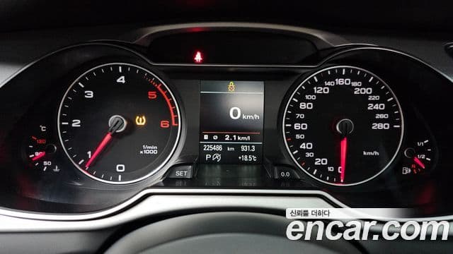 Audi New A4 B8, 2015 8