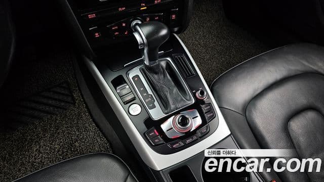 Audi New A4 B8, 2015 9