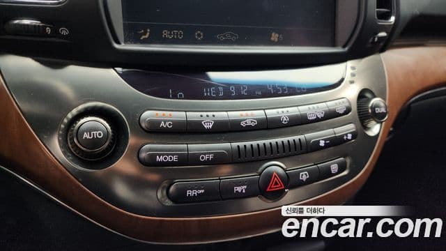 KG모빌리티(SsangYong) 뉴체어맨 W SVIP, 2014 15