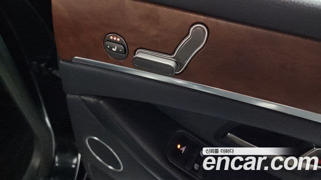 KG모빌리티(SsangYong) 뉴체어맨 W SVIP, 2014 19