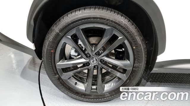 Lexus NX350h 2세대 Premium, 2025 все фото