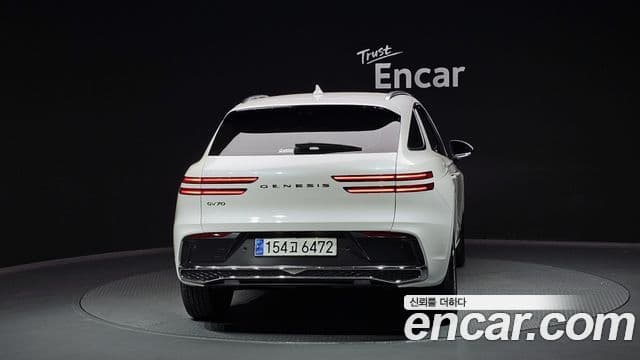 Genesis GV70, 2025 4