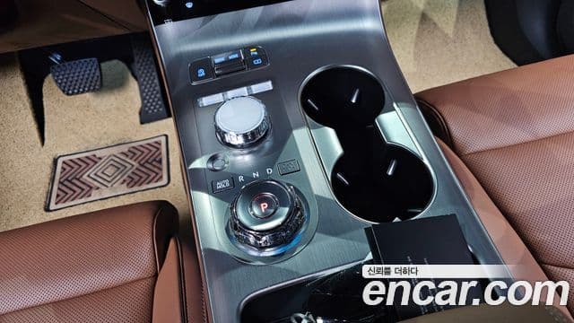 Genesis GV70, 2025 9