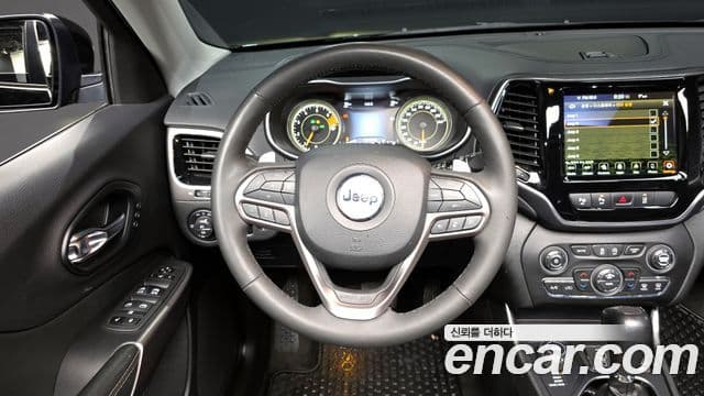 Jeep Cherokee(KL) 2.4 Limited AWD, 2022 6