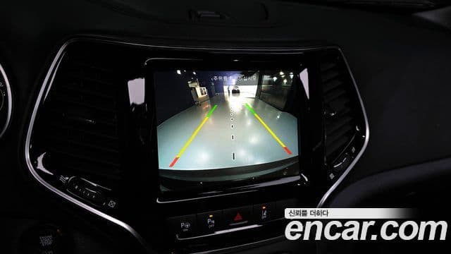 Jeep Cherokee(KL) 2.4 Limited AWD, 2022 9