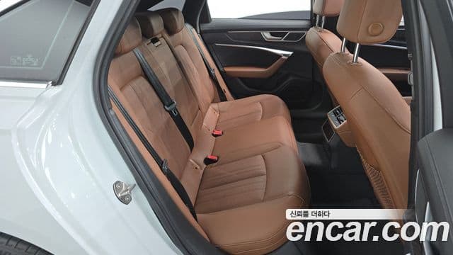 Audi A6 (C8) Premium, 2023 12