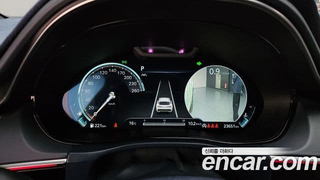 Genesis GV70, 2024 8