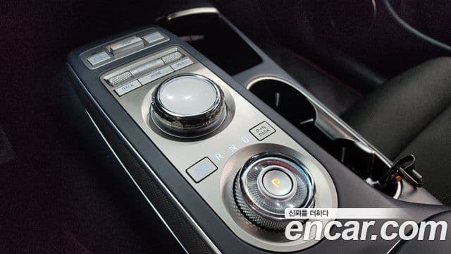 Genesis GV70, 2024 9