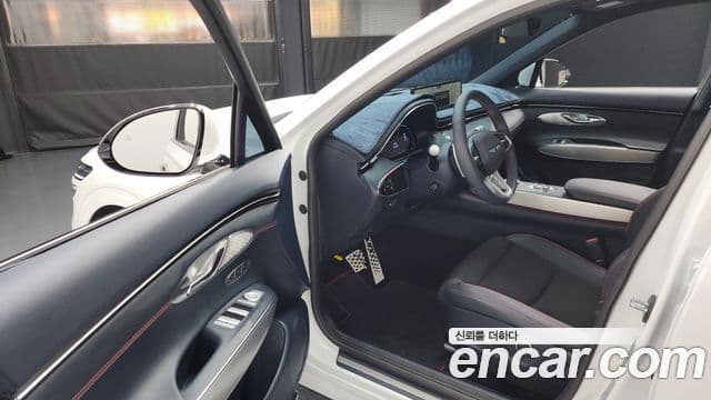 Genesis GV70, 2024 10