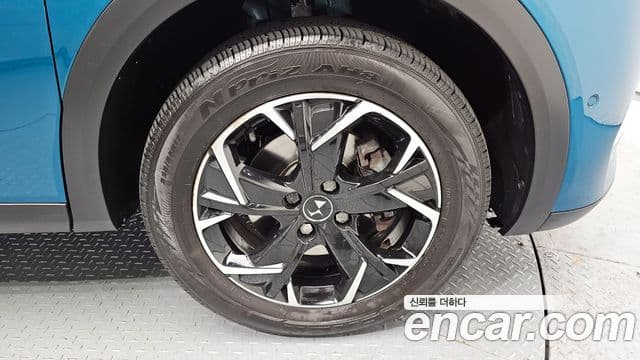 Ситроен / DS DS3 크로스백 1.5 BlueHDi So Chic, 2021 все фото