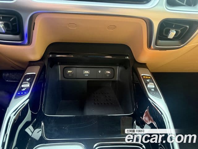 Kia Sorento 4세대 Prestige, 2023 11