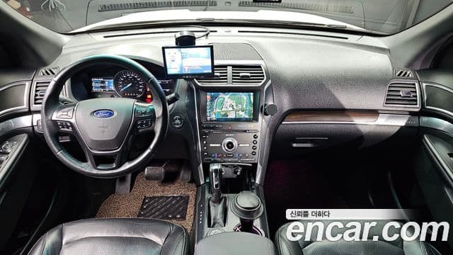 Ford Explorer 5세대, 2017 7