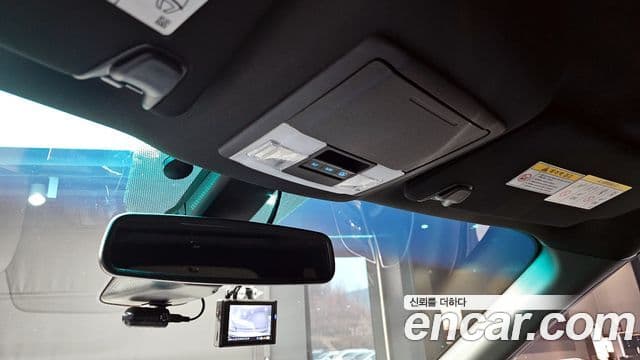 Ford Explorer 5세대, 2017 17