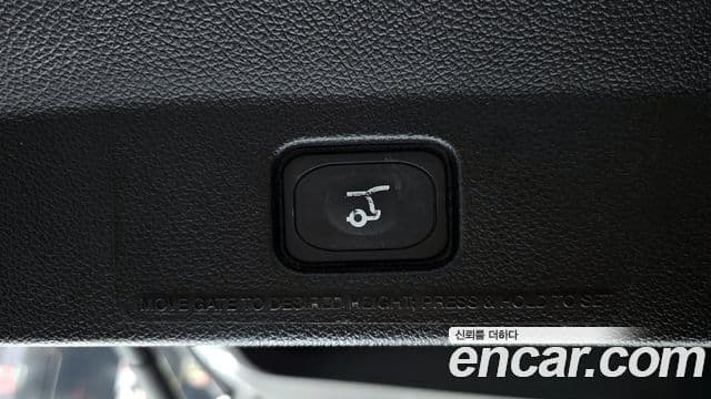 Ford Explorer 5세대, 2017 20