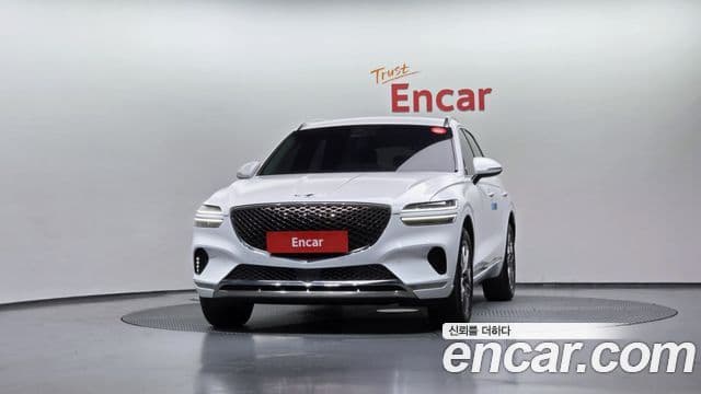 Genesis GV70, 2021 3