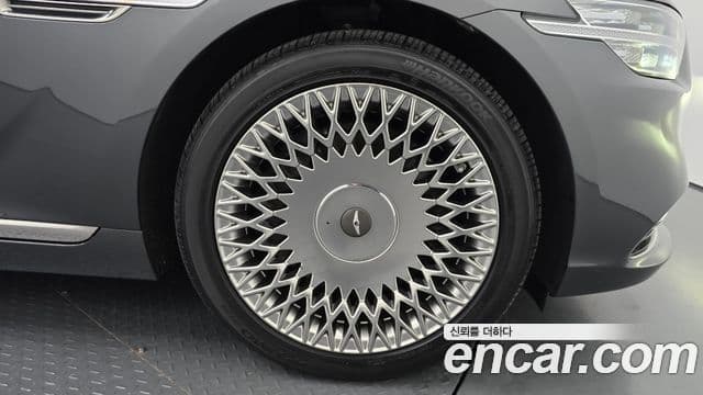 Genesis G90 Premium Luxury, 2019 все фото