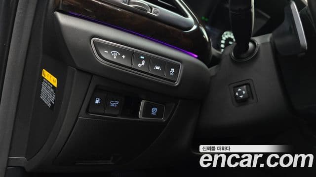 Genesis G90 Premium Luxury, 2019 14