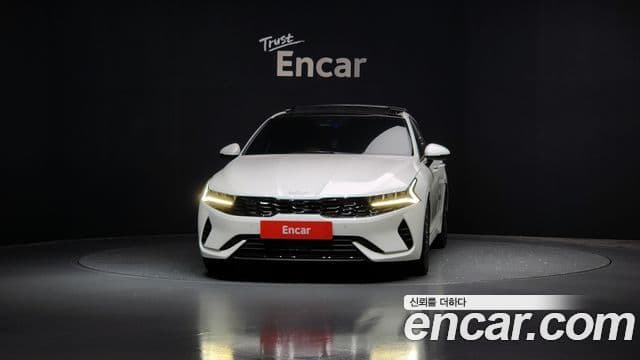 Kia K5 гибрид 3세대 Signature, 2023 3