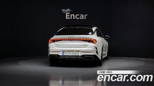 Kia K5 гибрид 3세대 Signature, 2023 4