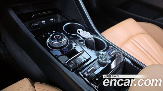 Kia K5 гибрид 3세대 Signature, 2023 9