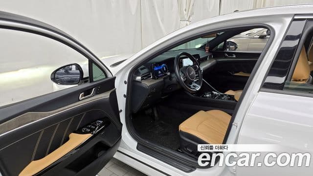 Kia K5 гибрид 3세대 Signature, 2023 10