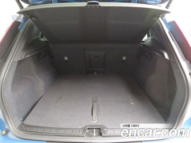 Volvo XC40 Recharge twin Ultimate, 2024 10