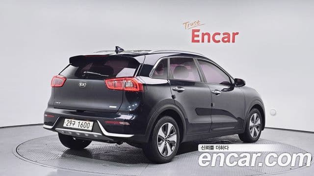 Kia Niro Prestige, 2018 2