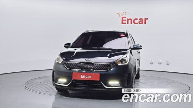 Kia Niro Prestige, 2018 3