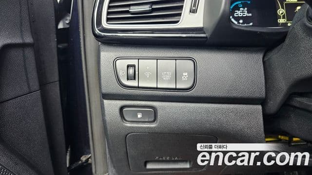 Kia Niro Prestige, 2018 15